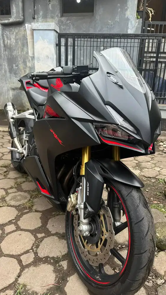 HONDA CBR250RR ABS 2017 LOW KM 4400 MODIF MULUS