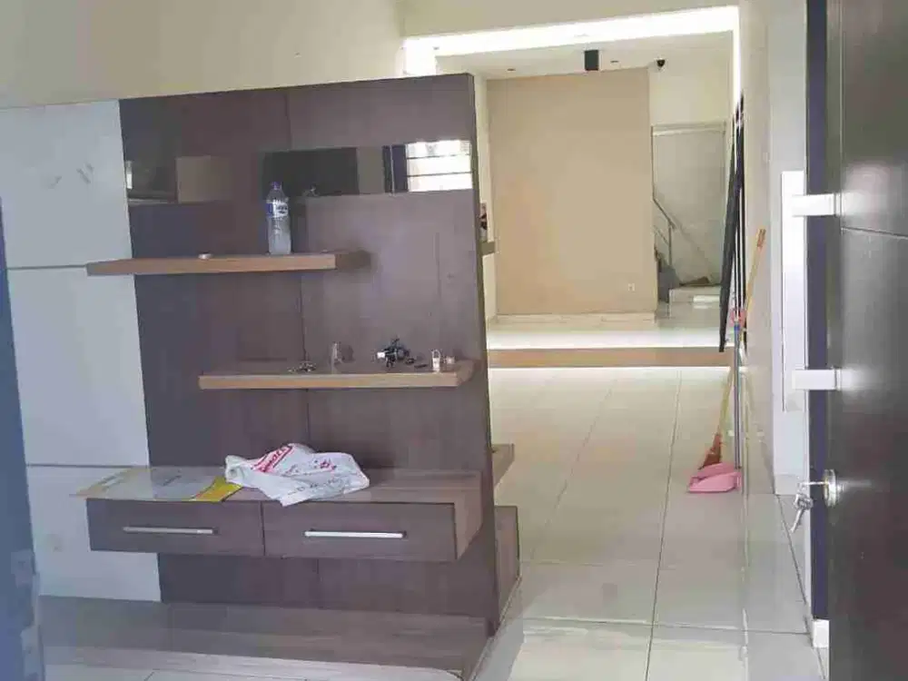 Disewakan Rumah Siap Huni Taman Holis Indah
