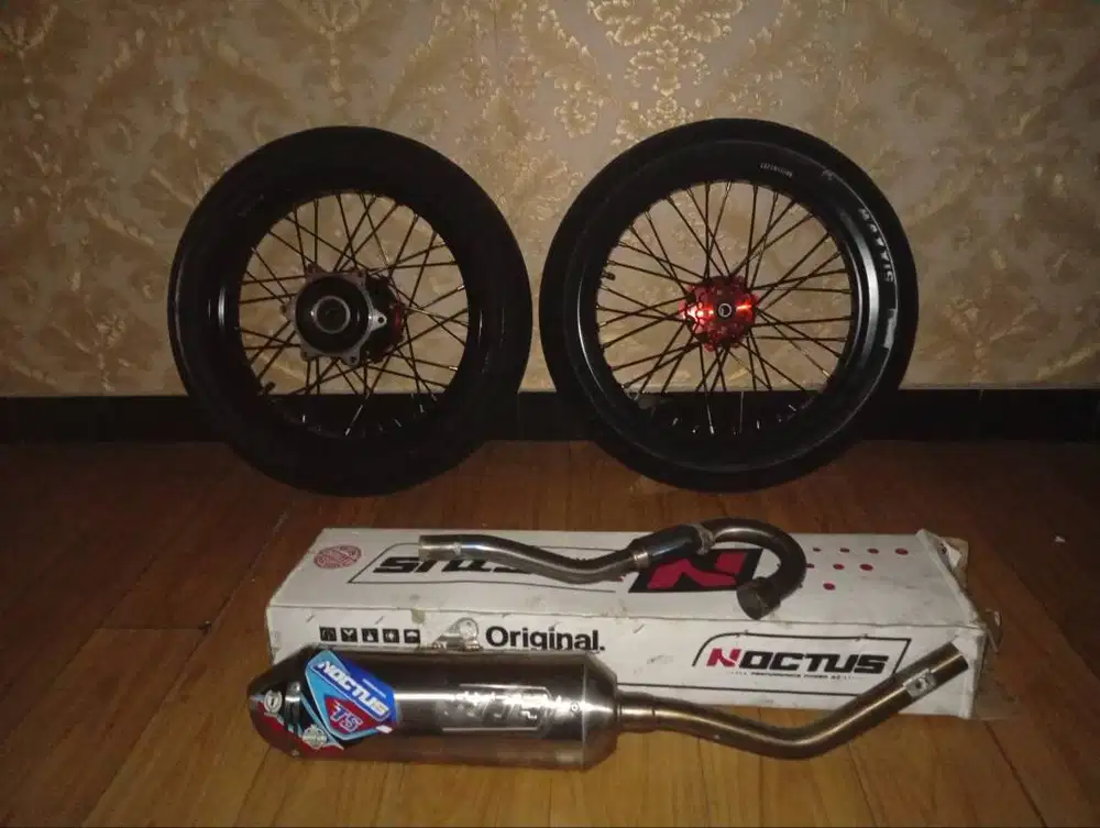 Weslet Supermoto harga 1jt 750 rb