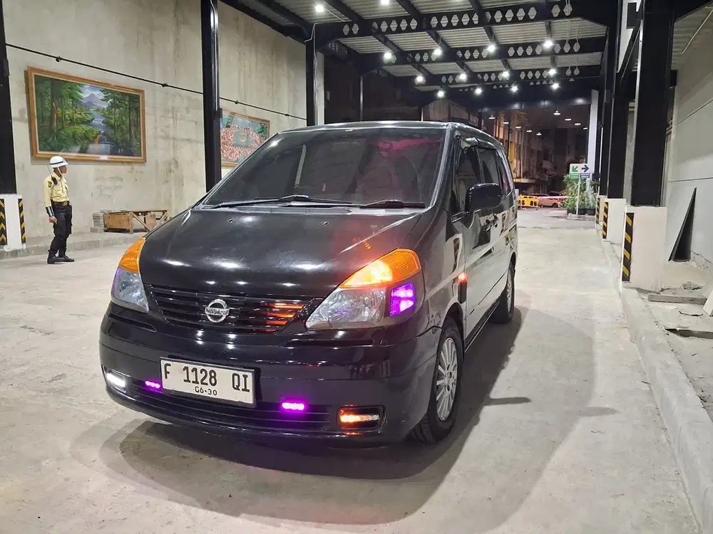 Nissan Serena 2009 Bensin