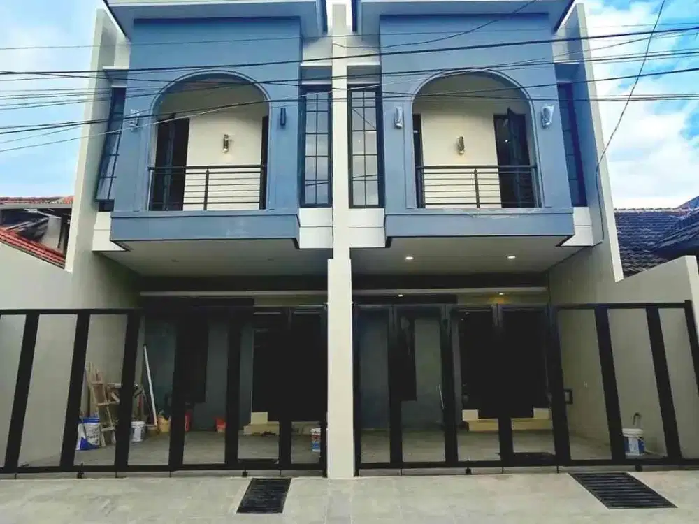 rumah baru besar mewah 2lt Nirwana Eksekutif Surabaya