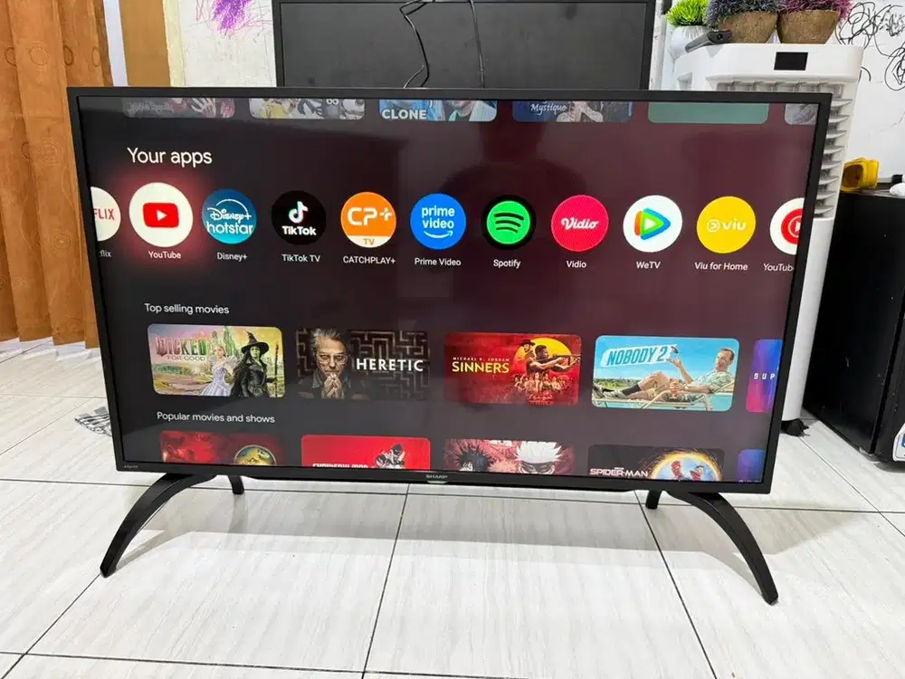 Sharp google tv 42 inch mulus 99% like new fullset