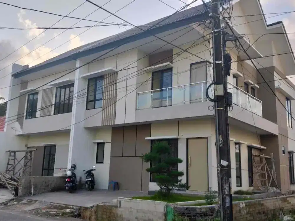 DIJUAL RUMAH SIAP HUNI HARGA MENARIK DEKAT MCDONALD JALAN SULTAN ALAUDDIN KOTA MAKASSAR