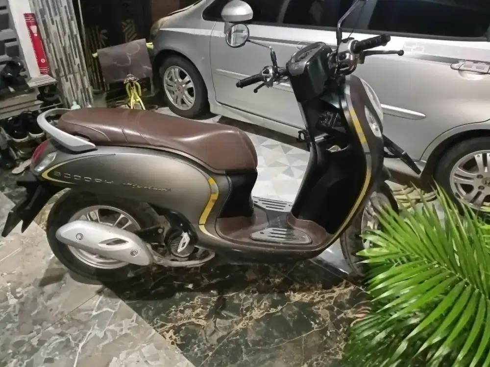 Scoopy 2021 keyless