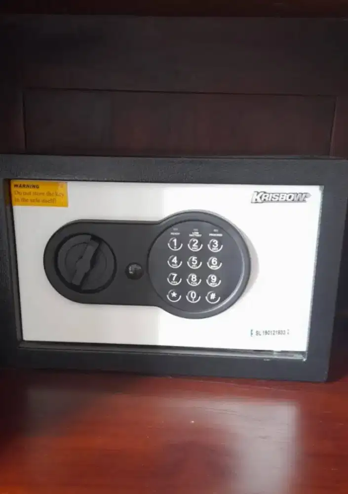 Jasa ahli kunci panggilan