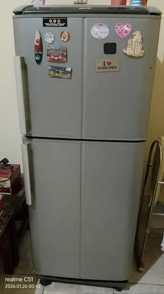 Kulkas 2 Pintu Sanyo