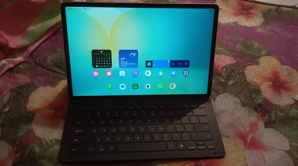 Samsung S10 FE+ dan Cover Keyboard AI