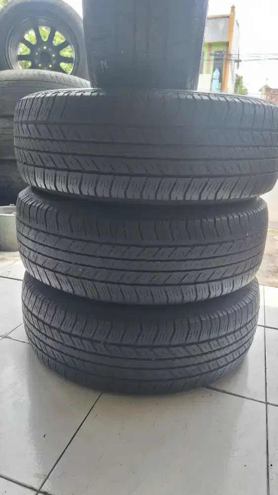 Ban R17 265/65 bridgestone dueler HT