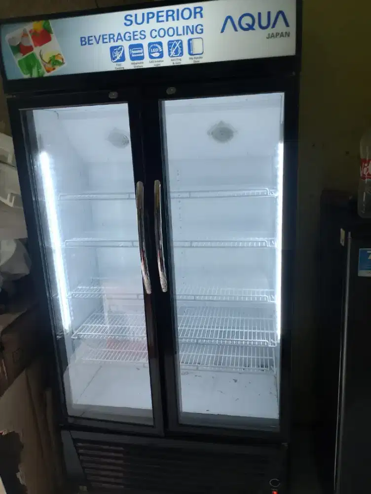 Showcase AQUA AQB-700 2 pintu 464 liter 300 watt