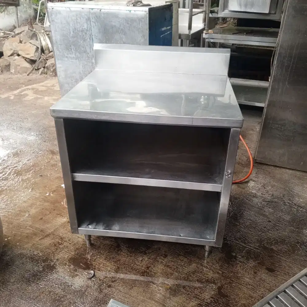 Meja kabinet 80 x 70 x 85