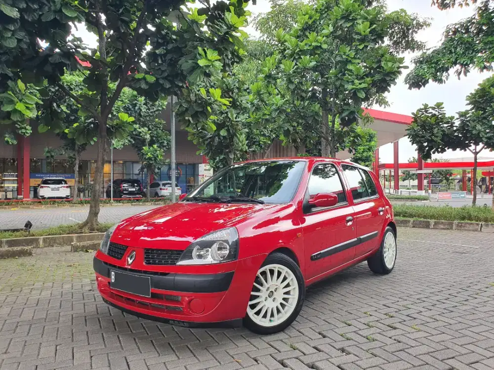 ISTIMEWA! JAMIN! RENAULT Clio