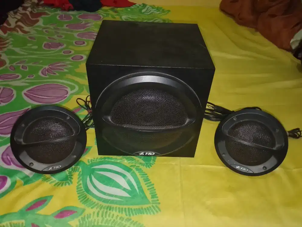 Fenda A111 speaker