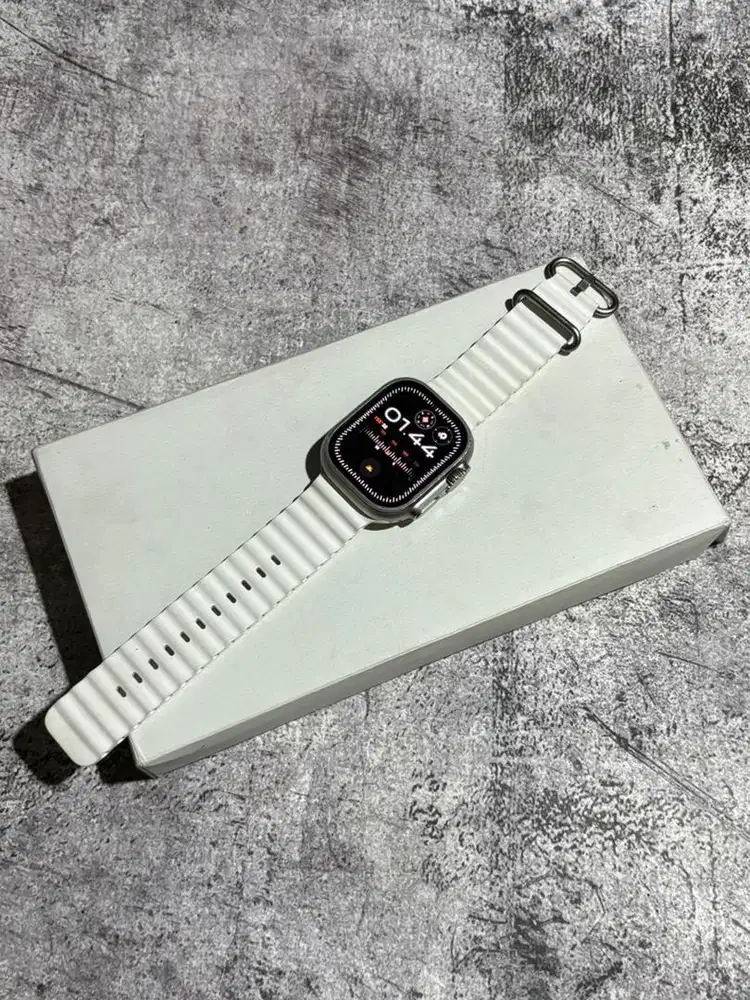 Apple Watch Ultra 1 49mm Titanium Ex IBox