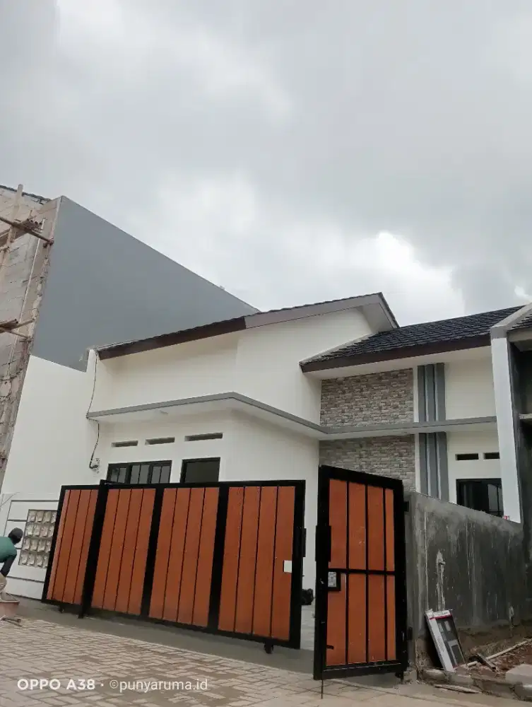 RUMAH BARU SIAP HUNI JOGLO LARANGAN BONUS UMROH