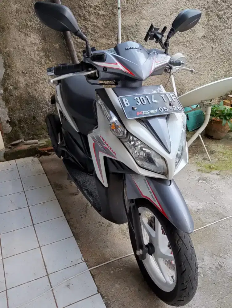 Jual Honda Vario CBS 2011 Nego