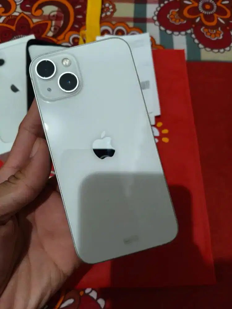 Iphone 13 ibox 128GB baru 2 bulan