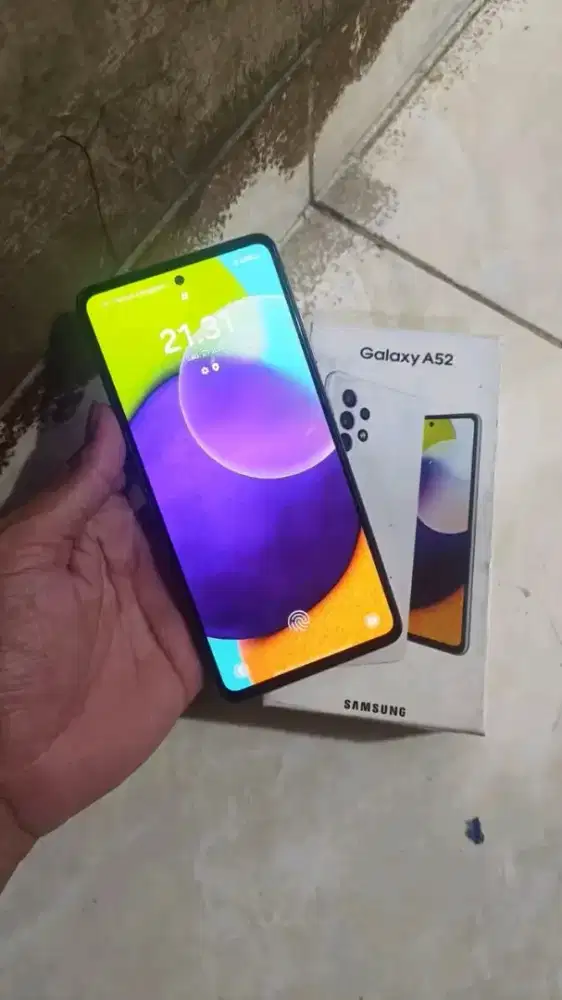 Samsung a52 8/256gb
