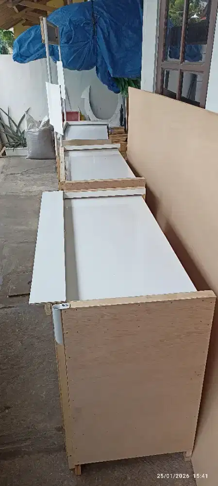 Meja Lipat/Booth Portable Lipat