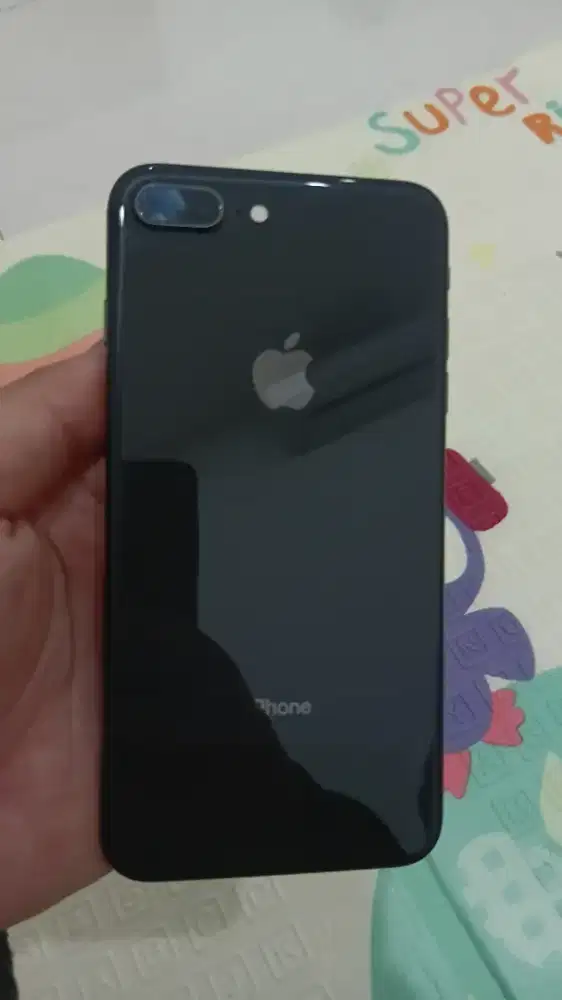 Iphone 8 plus 64gb inter