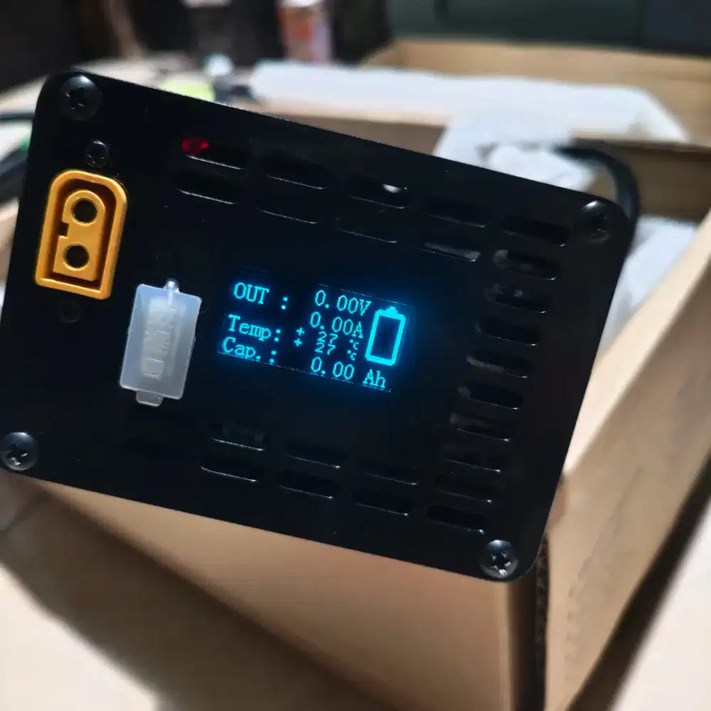 Fast Charger Motor Listrik 15A Wifi Adjustable