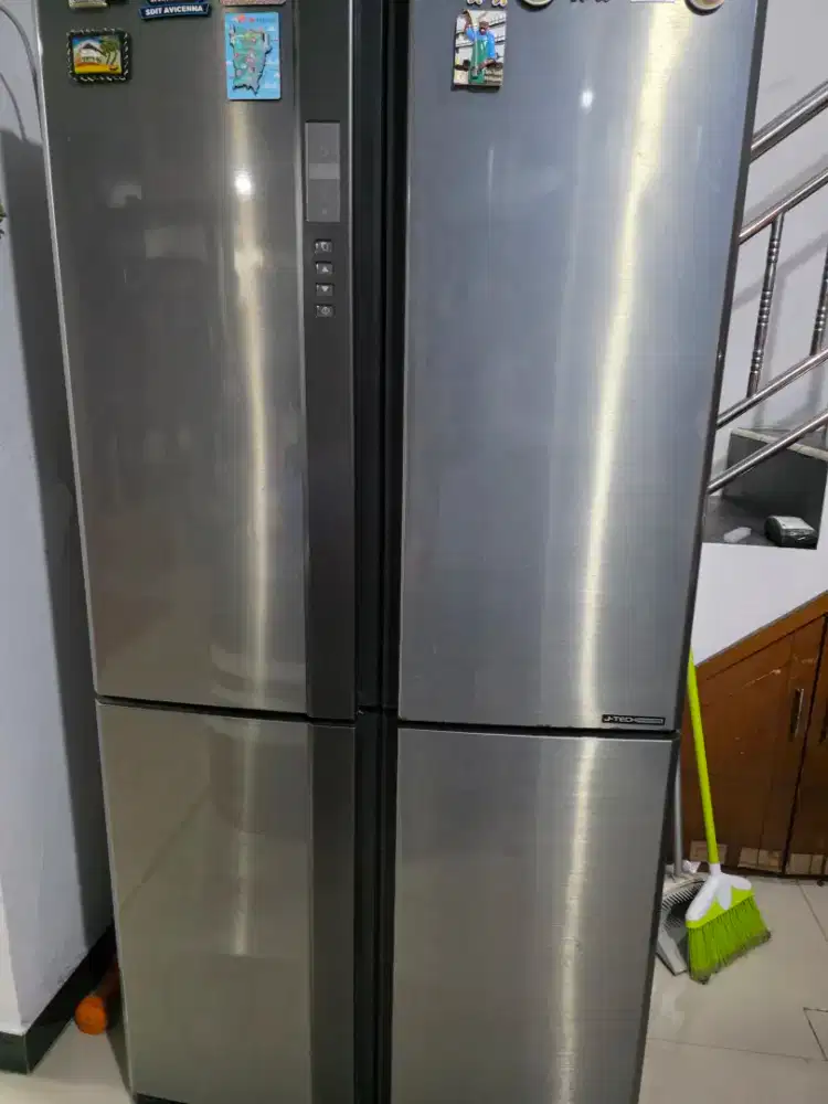 Kulkas 4 pintu merk sharp