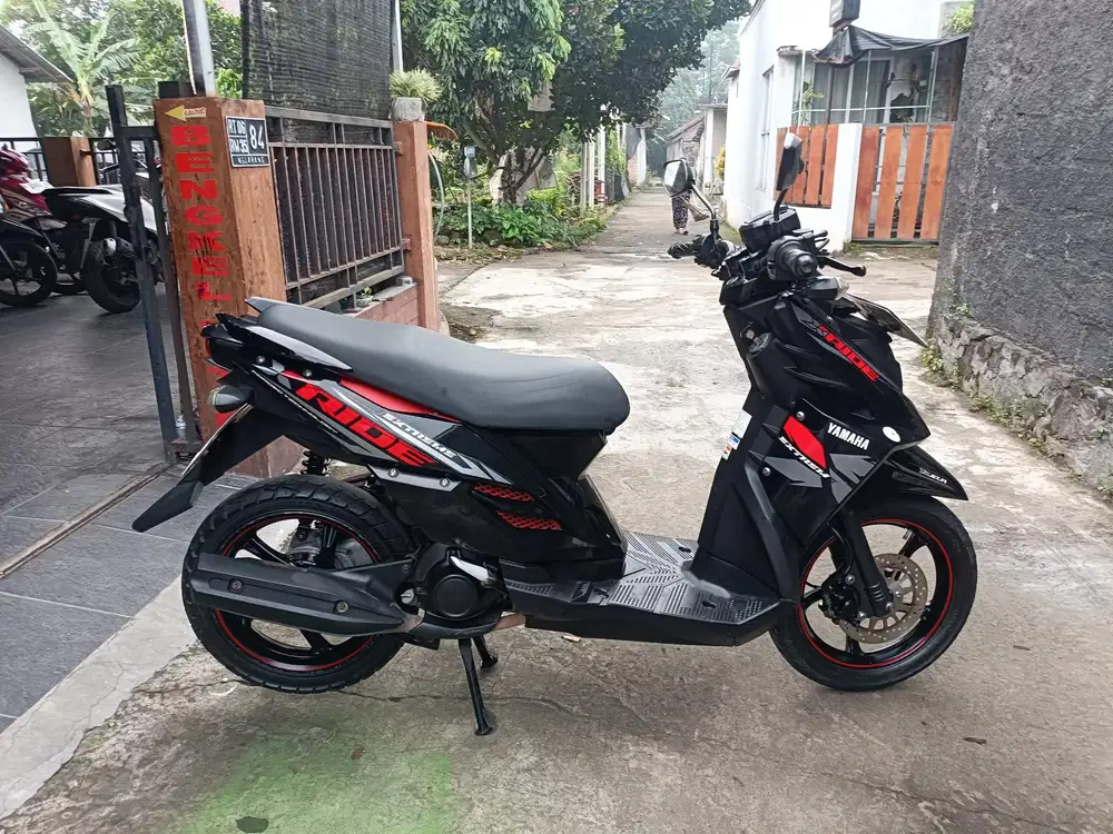 Yamaha X-Ride th 2014