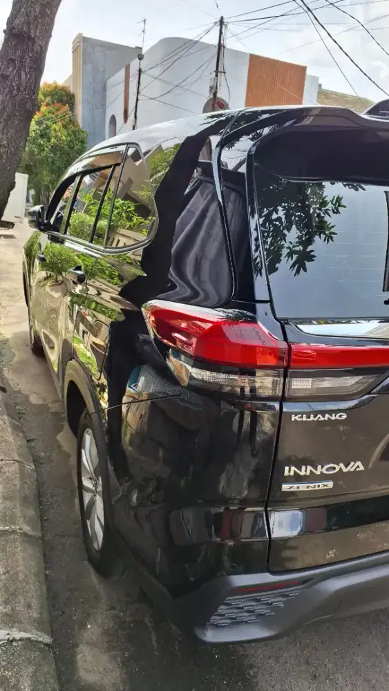 Toyota INNOVA ZENIX V MATIC 2024