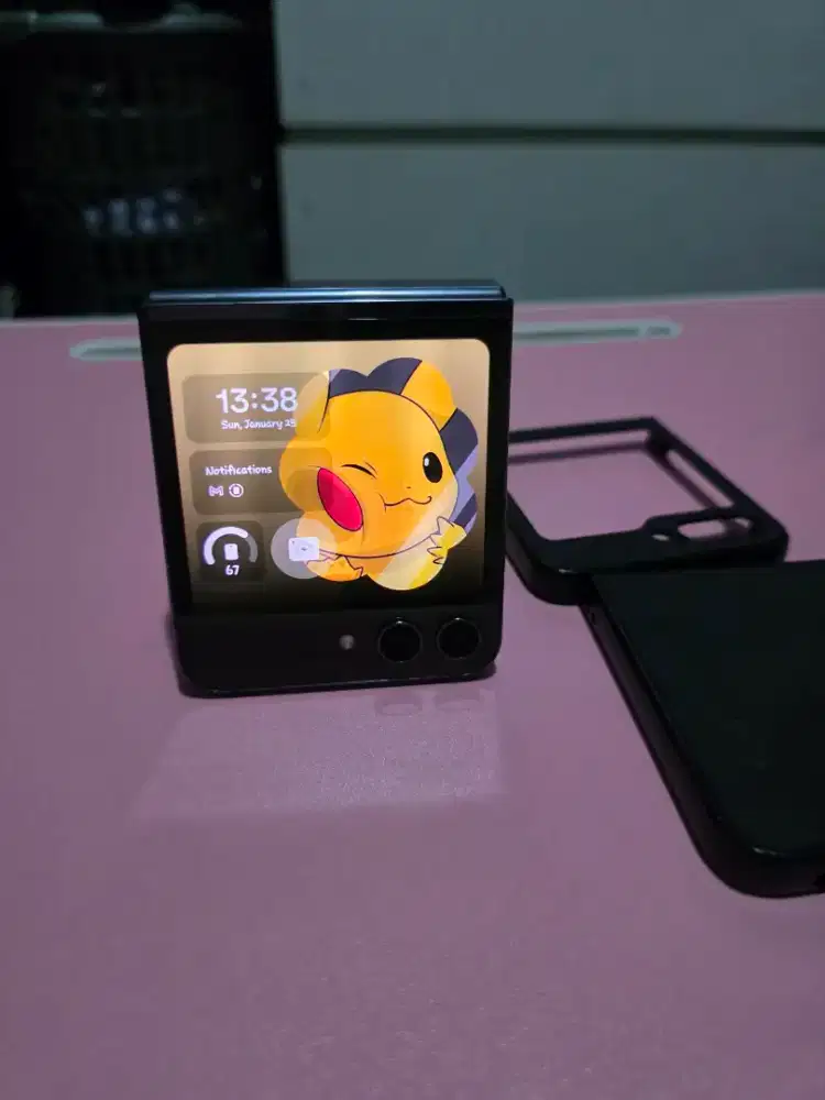 SAMSUNG Galaxy Z Flip 5 8/512gb Mulus SEIN Full Set bebas garis ijo