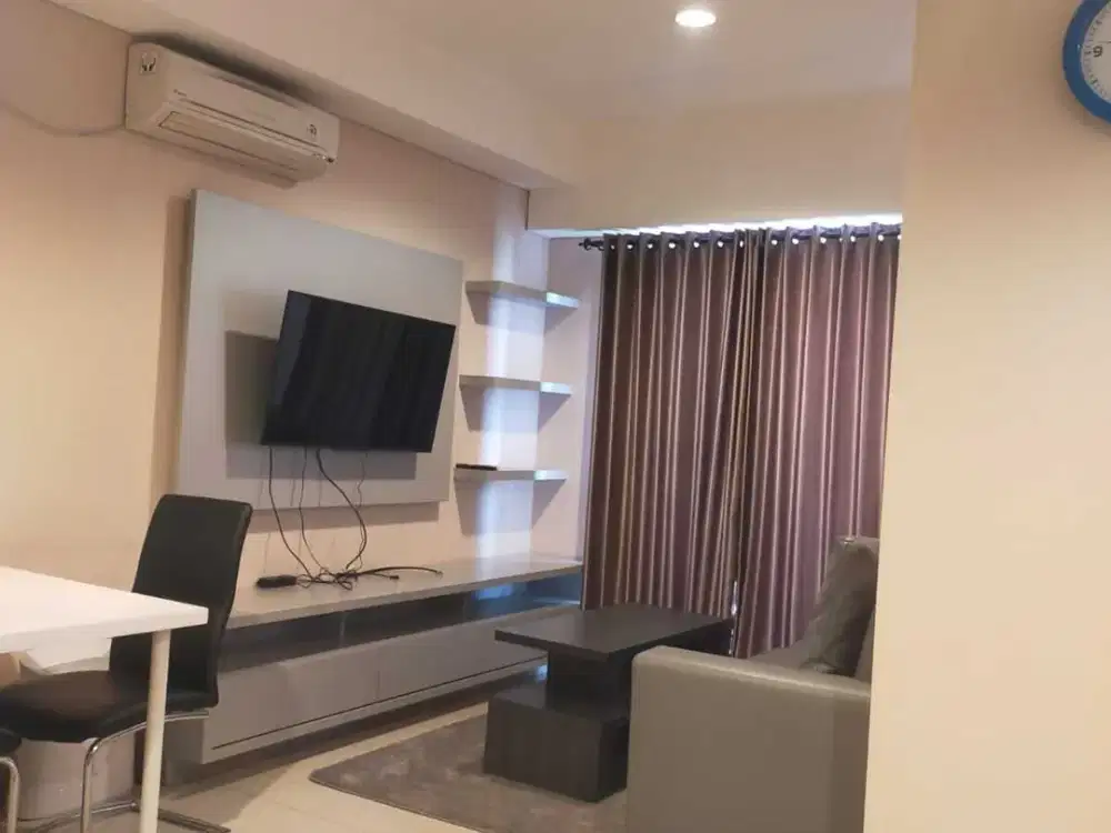 disewakan apartemen trivium 2br the suite  bagus di lippo cikarang