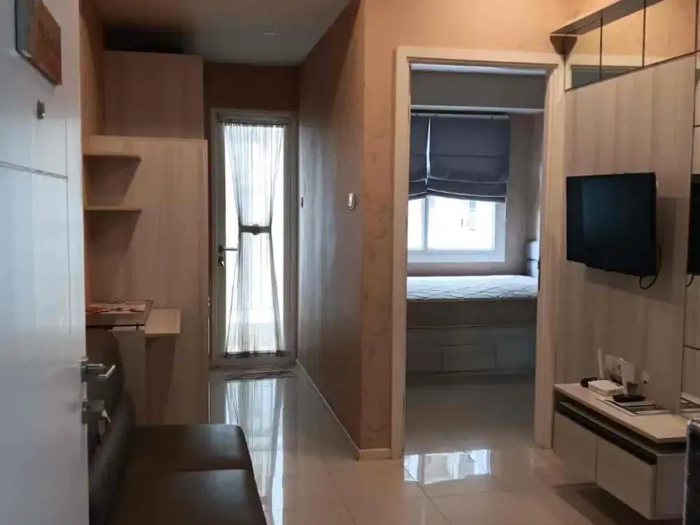 SEWA 1 BR lantai 7 Full Furnish Pool View Apartmen Parahyangan Residence Bandung