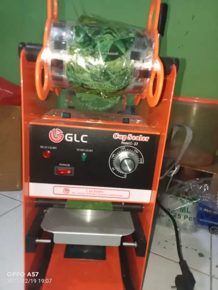 Mesin Sealer cup plastik
