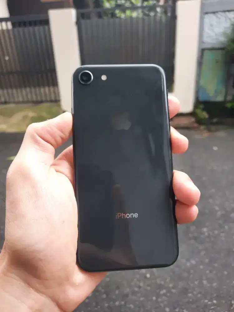 Iphone 8 64gb inter