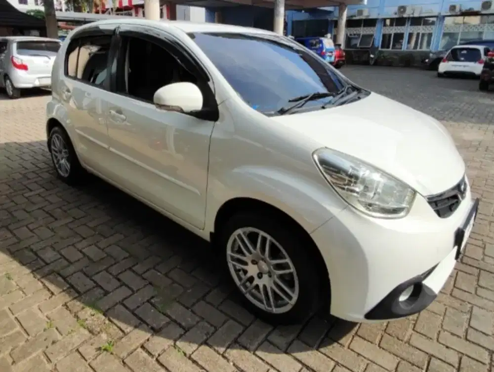 DAIHATSU SIRION MT 2013