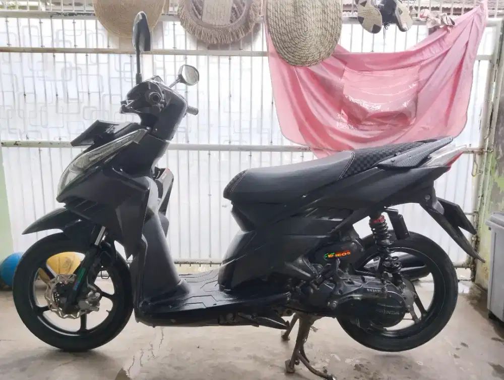 Honda vario techno 2011,siap pakai, ss lengkap, pajak mati telat bulan