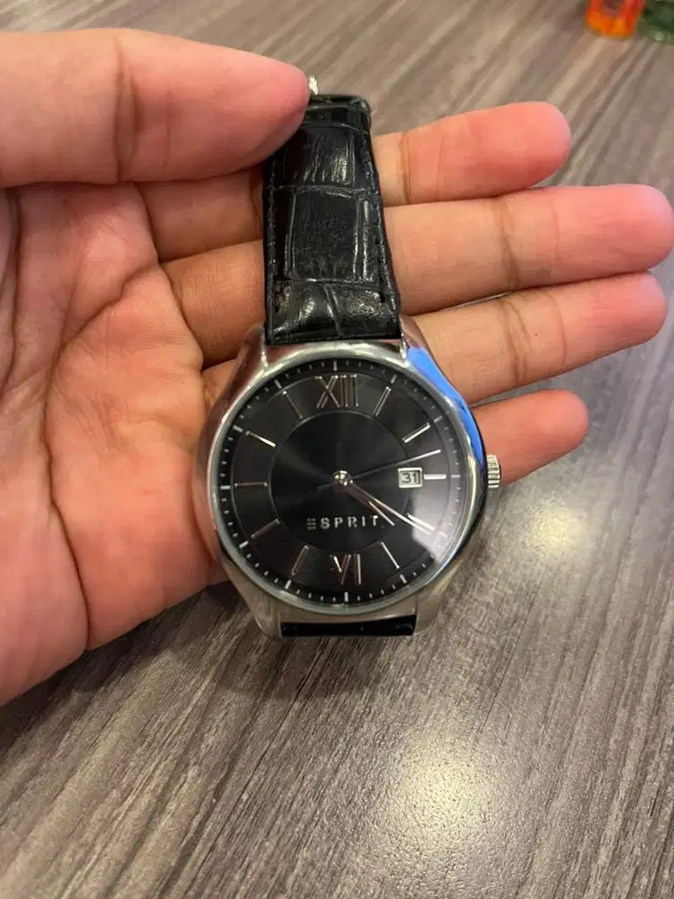 Jam tangan pria Esprit original nego tipis
