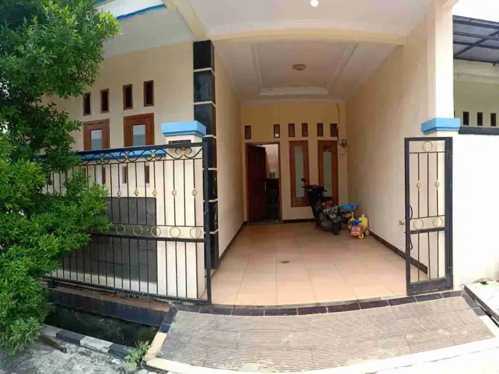 dijual rumah rapih siap huni di Narogong Rawalumbu Bekasi