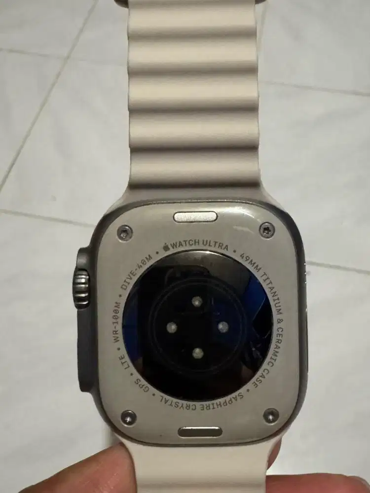 Apple Watch Ultra (GPS + Cellular)