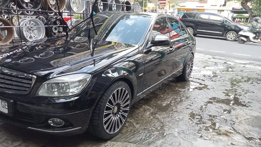 Mercedes-Benz C230 2008 Bensin