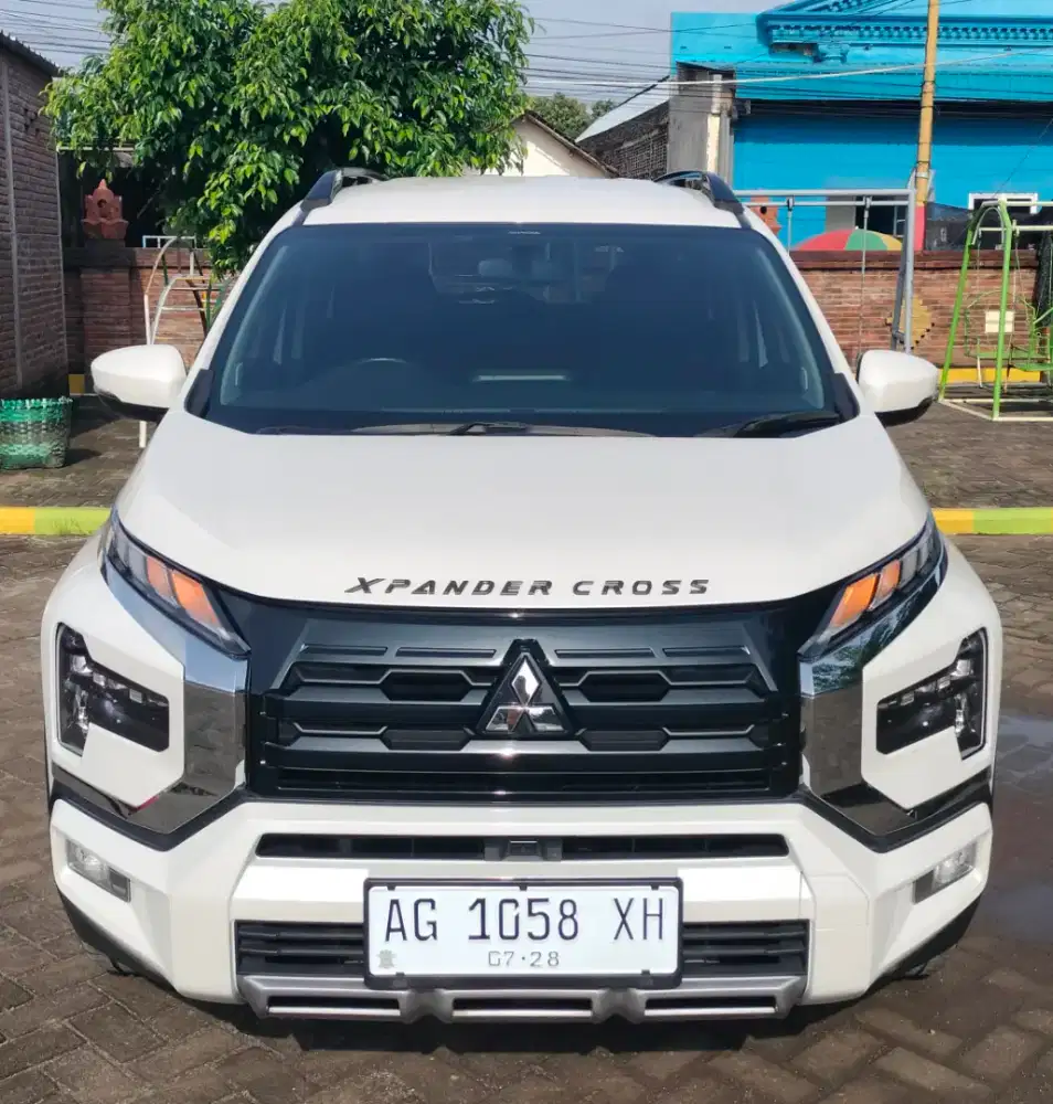 Xpander Cross Low KM Istimewa Like New