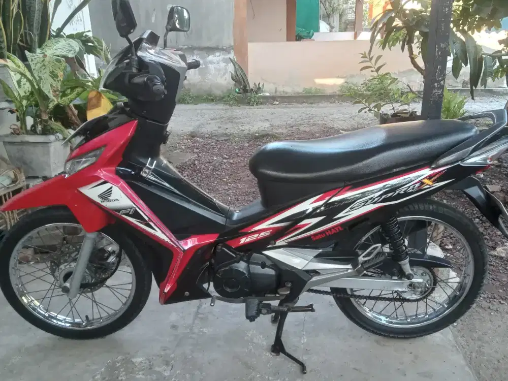Di jual  motor honda supra x 125