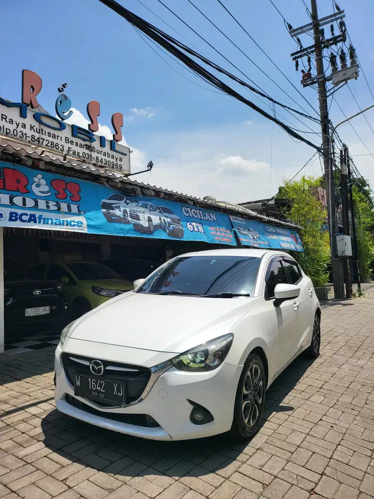 MAZDA 2 GT SKYACTIV TAHUN 2015 bagus mulus