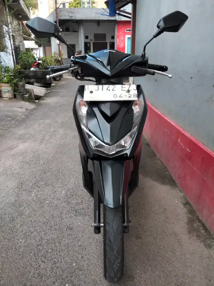 Honda Beat deluxe tahun 2023 siap pakai
