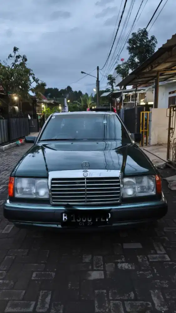 Mercedez Benz e-class