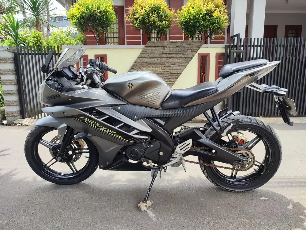 YAMAHA R15 V2 2017 JOSS