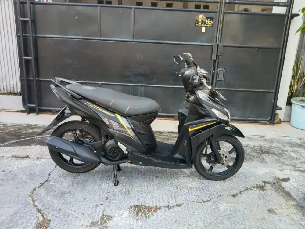 Yamaha Mio M3 tahun 2018 mesin cvt halus siap pakai di Tangerang