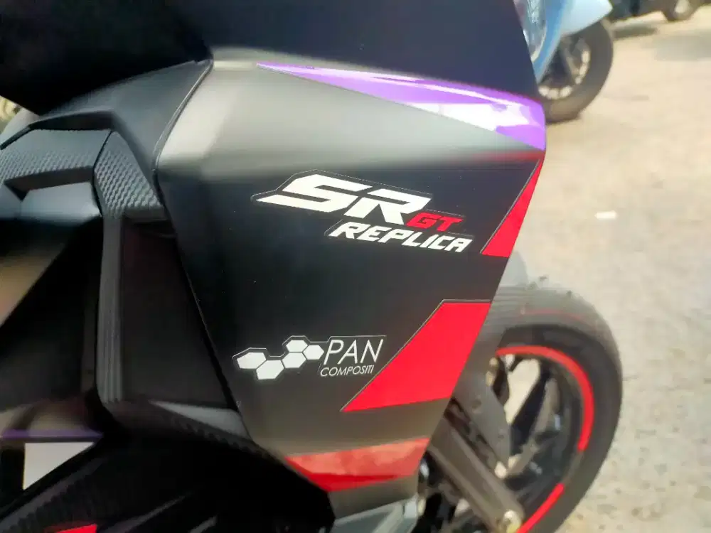 Aprilia SRGT 200 Replica
