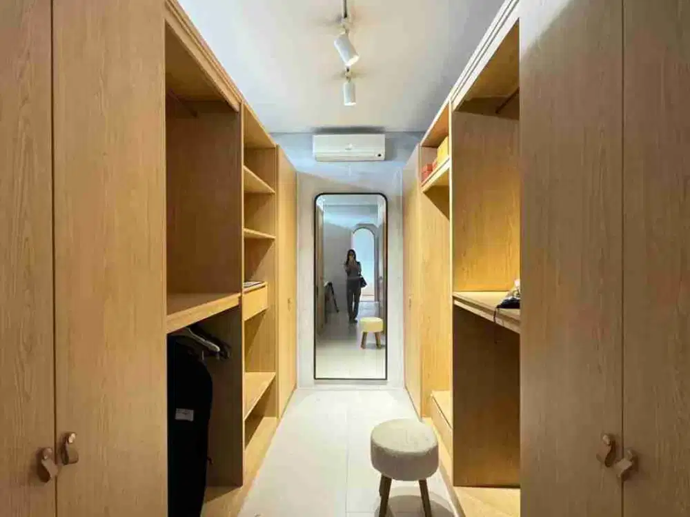 Dijual Rumah Hoek 3 lt Furnish Puri Kembangan Jakarta