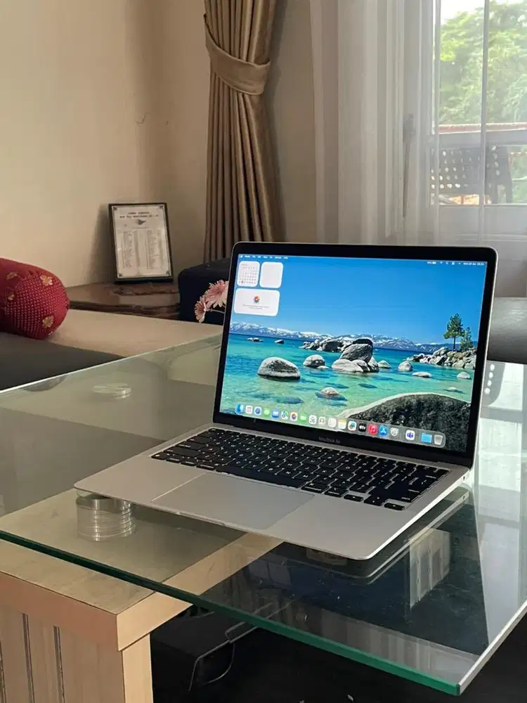 MacBook Air 2020 M1 8/256