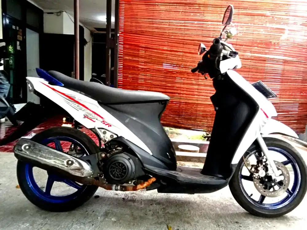 Suzuki Spin Tahun 2008
