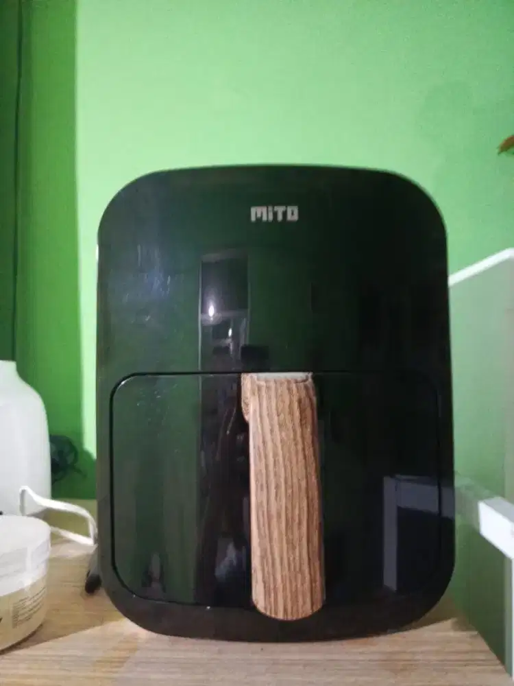 DIJUAL AIR FRYER MITO PRELOVED
